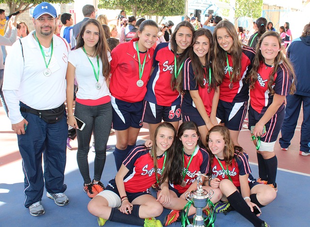 港队本月亚洲杯预选赛大名单：陈晋一领衔中超、中甲8将入选